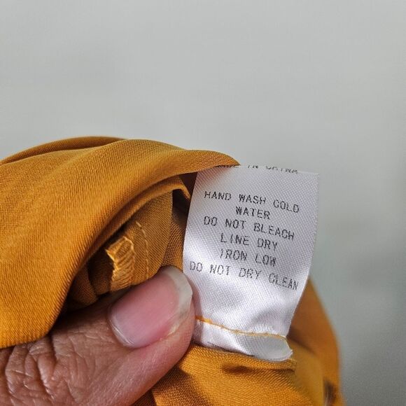 NWT Fashion Nova Stroll at the Plaza Jumpsuit. Mustard Yellow XL - Picture 16 of 16